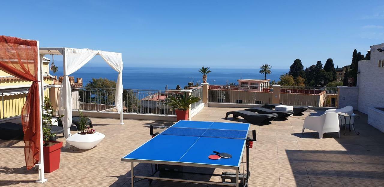 I Due Grifoni Apartments Taormina Exterior photo